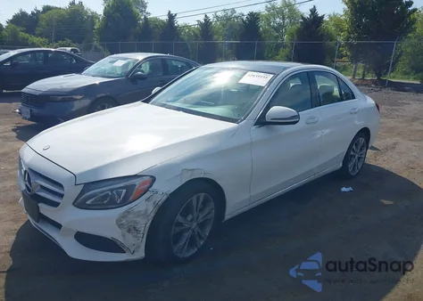 2017 Mercedes-Benz C 300 4Matic/Luxury 4Matic/Sport 4Matic из США, поврежденный, VIN WDDWF4KBXHR241642